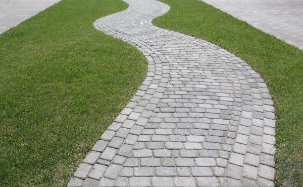 Paver Walkway Service in Lake Orion