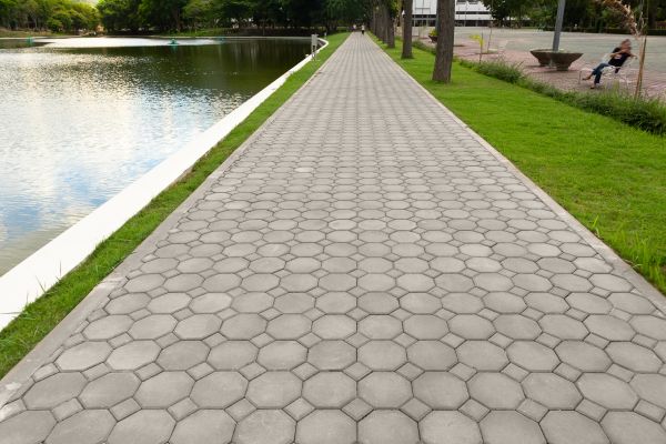 Pathway Pavers Installation in Lake Orion